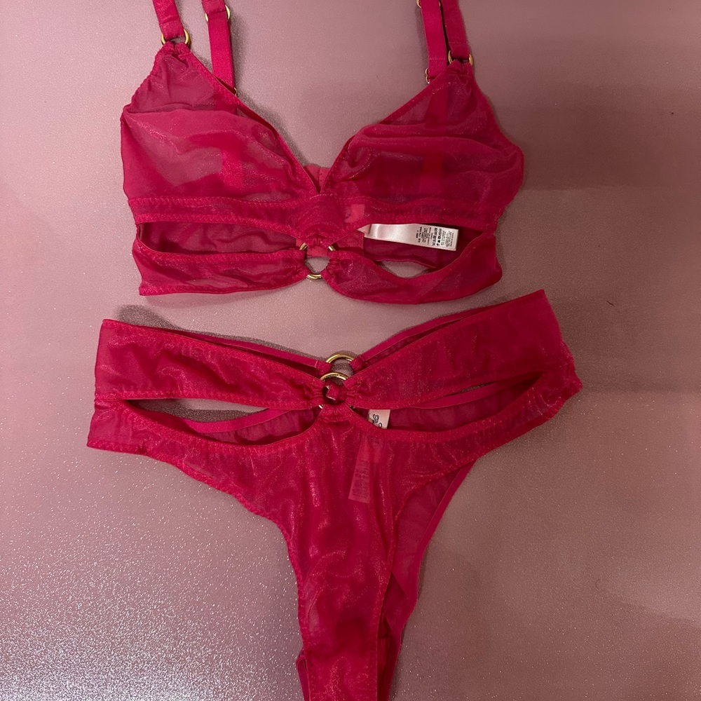 Agent Provocateur bra and panty Set size 4 - Picture 3 of 10